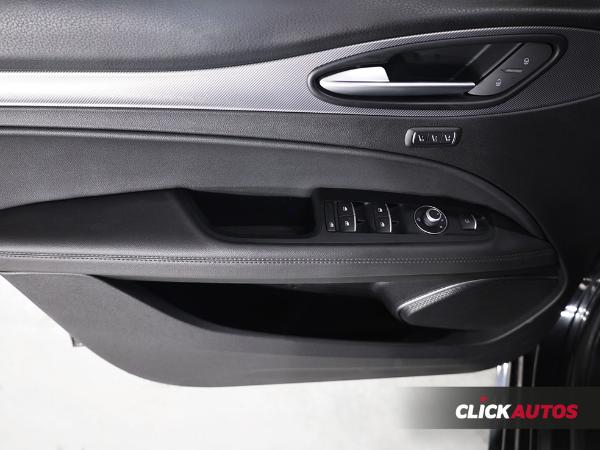 Stelvio 2.2 DIESEL 210CV Veloce  AWD Automático 17