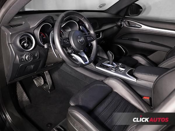 Stelvio 2.2 DIESEL 210CV Veloce  AWD Automático 19